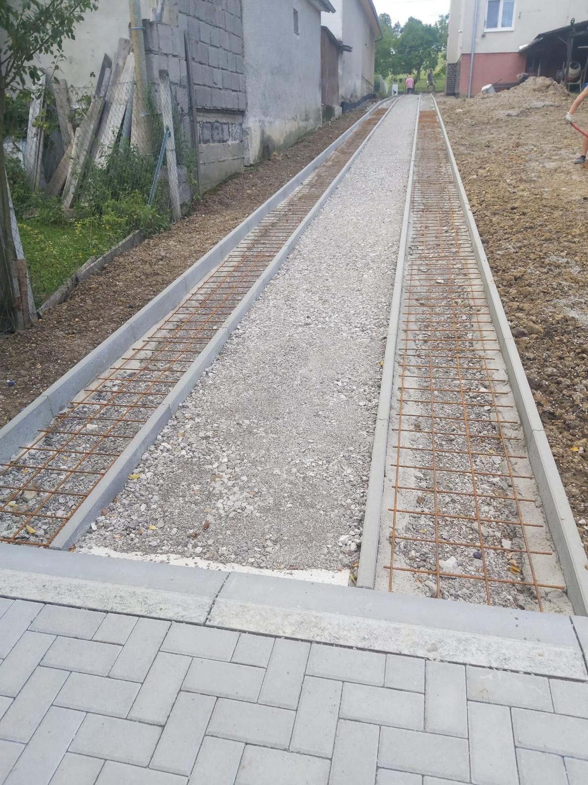 Betónová dlažba, príjazdová plocha